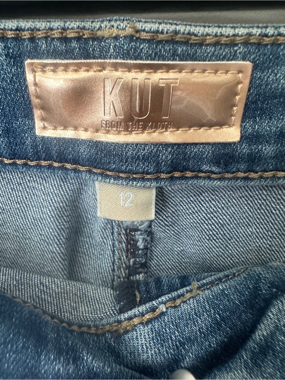 Kut from the Kloth Medium Light Blue Wide-Leg Jeans - Picture 7 of 11